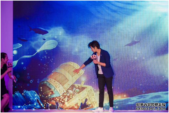 �°���Я��Ƭ������������� �����ձ�������Ϸ���´�������Ļ